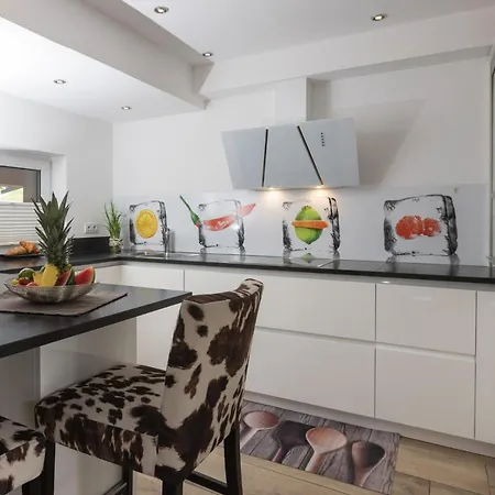 Austria * Finkenberg