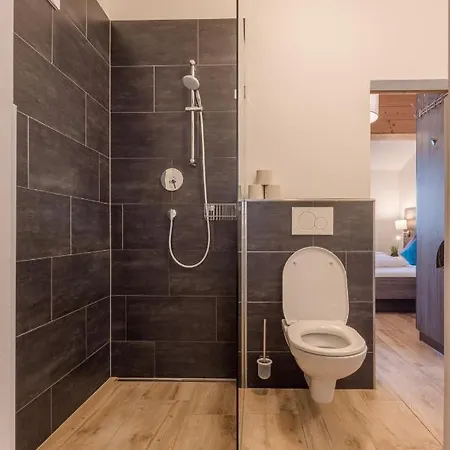 Austria Apartman *